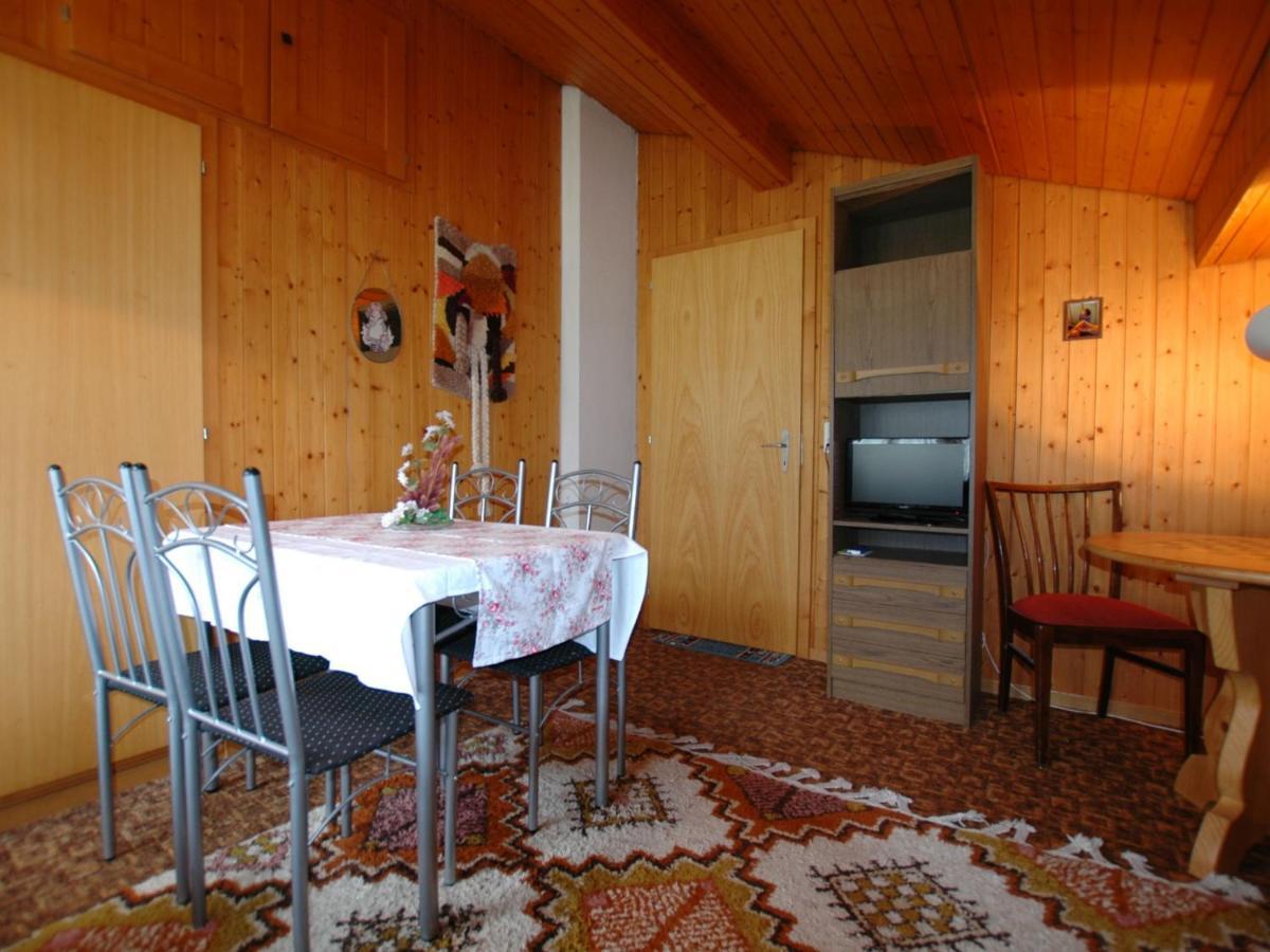 Pristine Home In A Charming Village Large Grassy Sunbathing Area View Of The M Nch And Jungfrau ويلدرسويل المظهر الخارجي الصورة