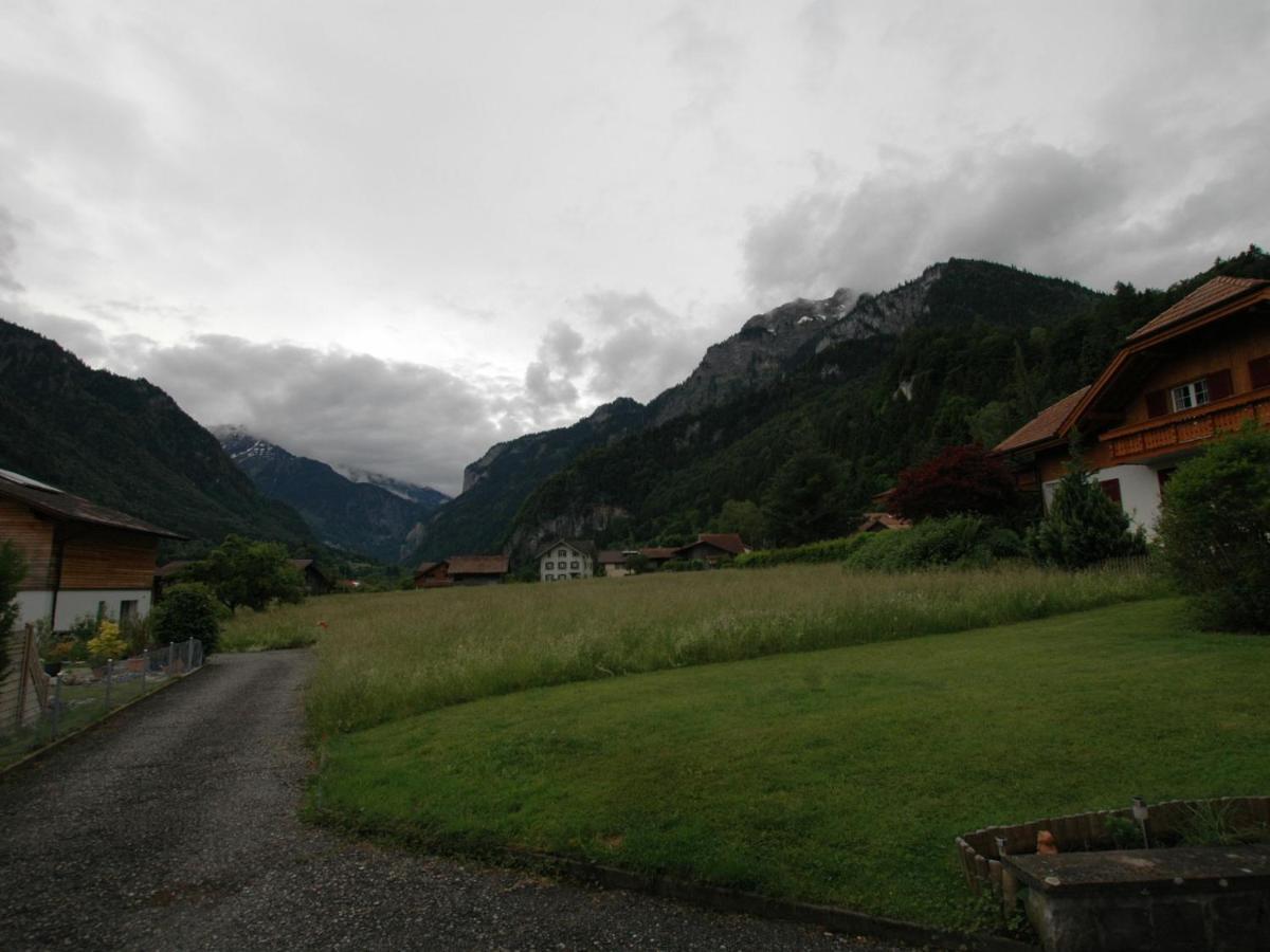Pristine Home In A Charming Village Large Grassy Sunbathing Area View Of The M Nch And Jungfrau ويلدرسويل المظهر الخارجي الصورة