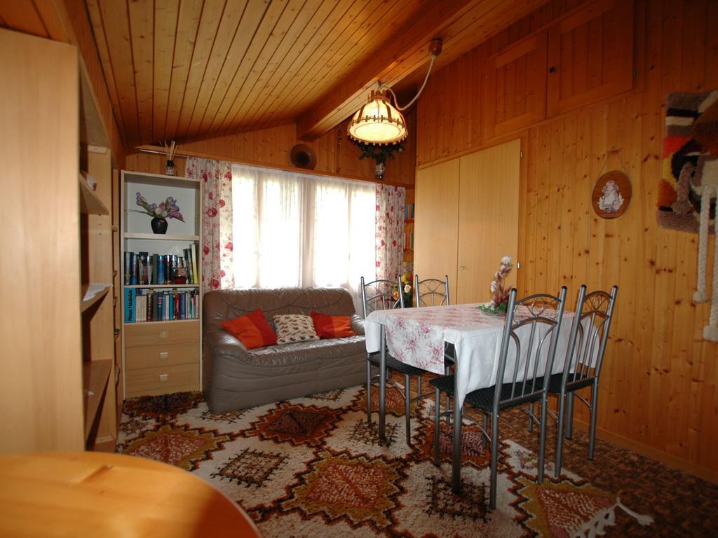 Pristine Home In A Charming Village Large Grassy Sunbathing Area View Of The M Nch And Jungfrau ويلدرسويل المظهر الخارجي الصورة